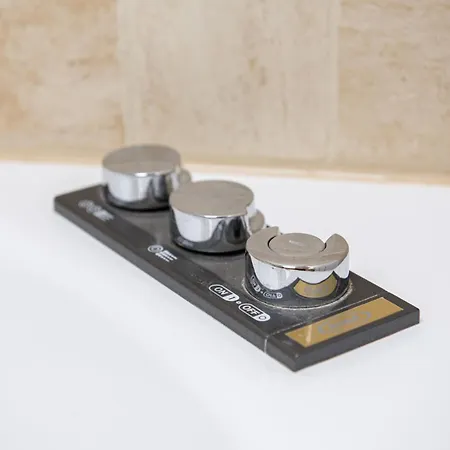 Casa Mia Monte Leon Montana la Data